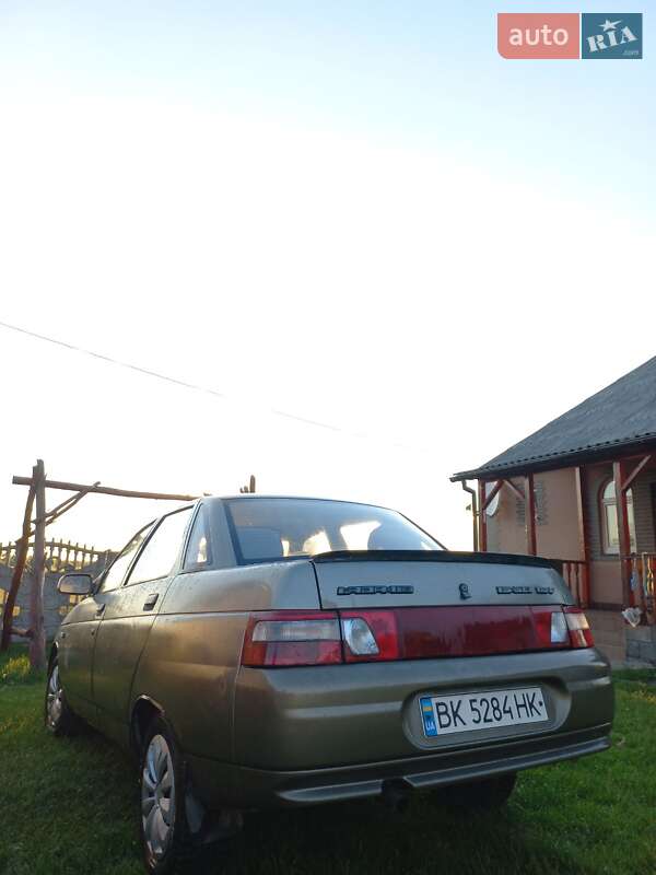 Седан ВАЗ / Lada 2110 2000 в Рокитном