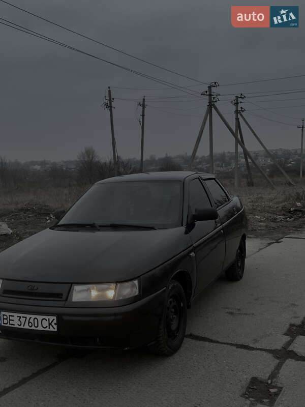 Седан ВАЗ / Lada 2110 2005 в Первомайске