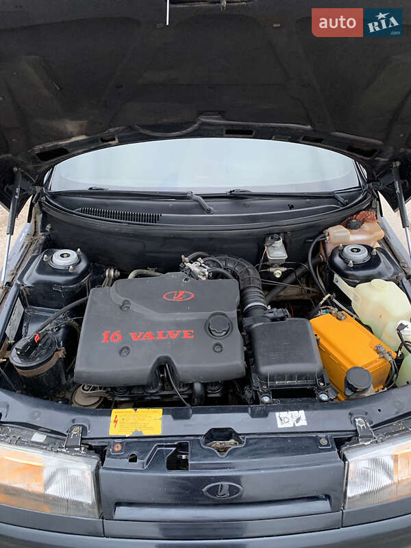 Седан ВАЗ / Lada 2110 2005 в Первомайске