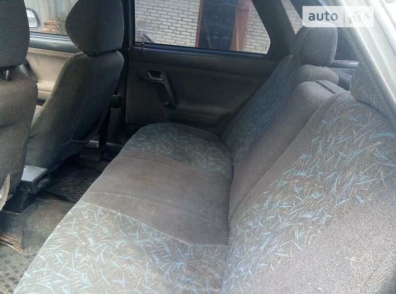 Седан ВАЗ / Lada 2110 2003 в Киверцах