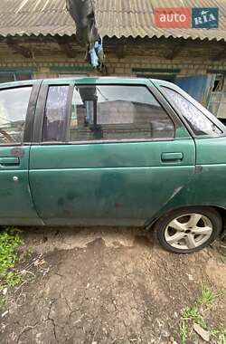 Седан ВАЗ 2110 2001 в 