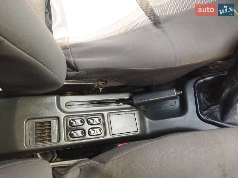 Седан ВАЗ / Lada 2110 2004 в Мерефа