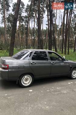Седан ВАЗ 2110 2006 в 