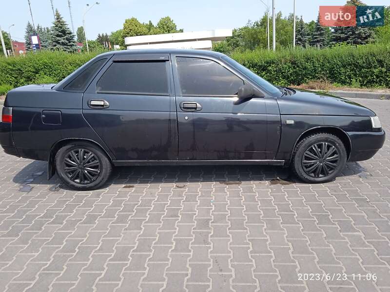Седан ВАЗ / Lada 2110 2006 в Каменском