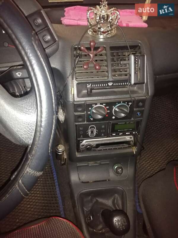 Седан ВАЗ / Lada 2110 2005 в Яготине