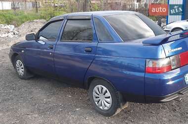 Седан ВАЗ 2110 2002 в 