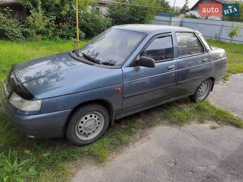 Седан ВАЗ / Lada 2110 2001 в Полонному