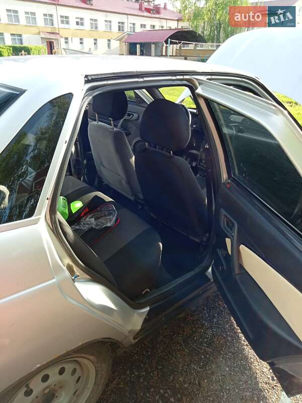 Седан ВАЗ / Lada 2110 2006 в Зенькове