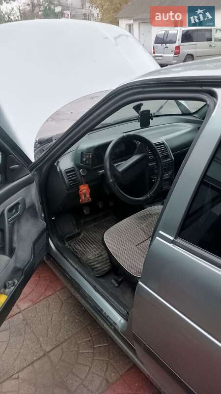 Седан ВАЗ / Lada 2110 2006 в Херсоне фото 10 Седан ВАЗ / Lada 2110 2006 в Херсоне