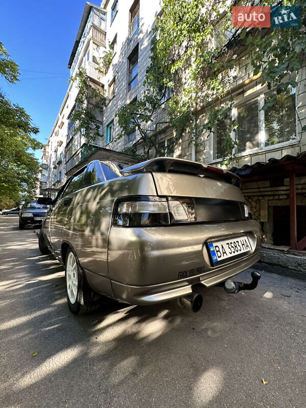 Седан ВАЗ / Lada 2110 2001 в Кропивницком