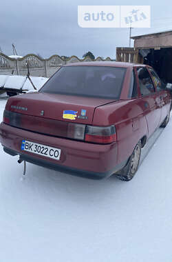 Седан ВАЗ / Lada 2110 2001 в Сарнах