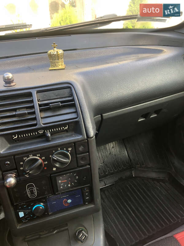 Седан ВАЗ / Lada 2110 2006 в Тячеве