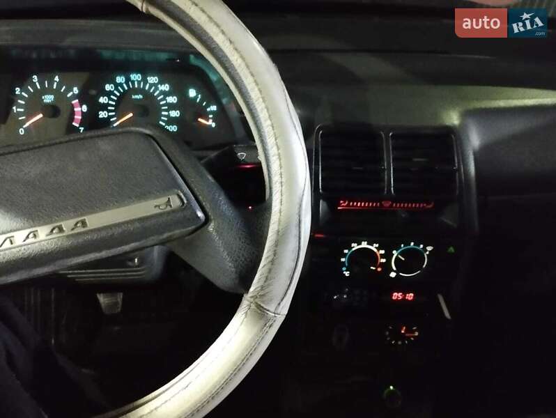 Седан ВАЗ / Lada 2110 2005 в Первомайске