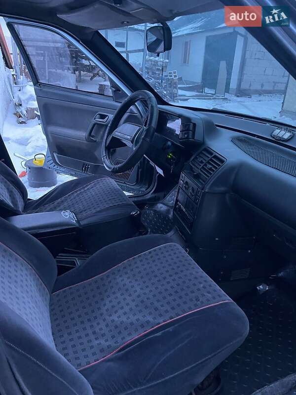 Седан ВАЗ / Lada 2110 2001 в Дубно