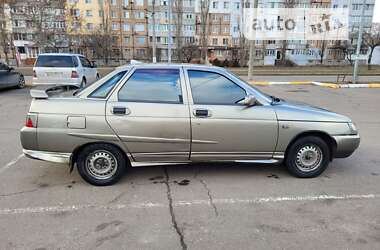 Седан ВАЗ / Lada 2110 2002 в Миколаєві