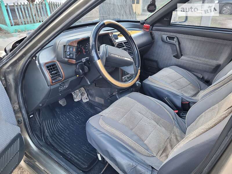 Седан ВАЗ / Lada 2110 2002 в Миколаєві