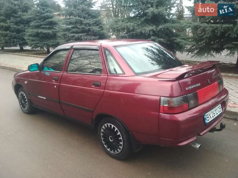 Седан ВАЗ / Lada 2110 2004 в Волочиську