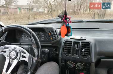 Седан ВАЗ 2110 2000 в 