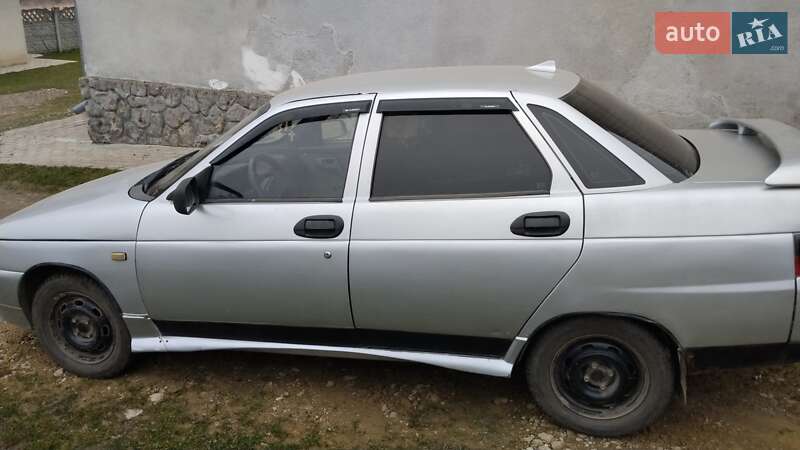 Седан ВАЗ / Lada 2110 2003 в Сторожинці