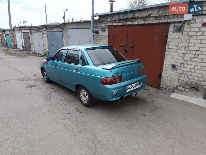 Седан ВАЗ / Lada 2110 2000 в Лозовой