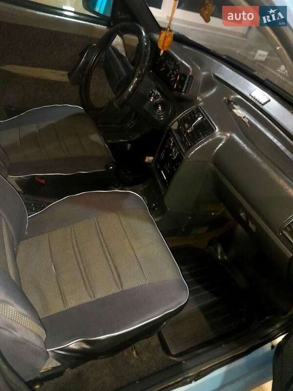 Седан ВАЗ / Lada 2110 2003 в Раздельной фото 7 Седан ВАЗ / Lada 2110 2003 в Раздельной
