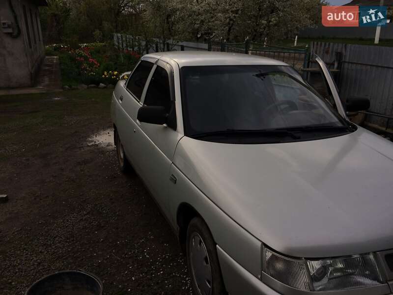 Седан ВАЗ / Lada 2110 2005 в Староконстантинове