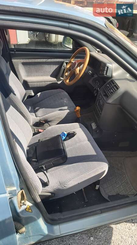 Седан ВАЗ / Lada 2110 2002 в Днепре