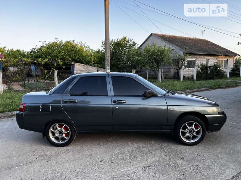 Седан ВАЗ / Lada 2110 2012 в Кривом Роге