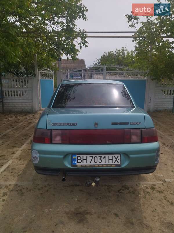 Седан ВАЗ / Lada 2110 2001 в Тарутиному