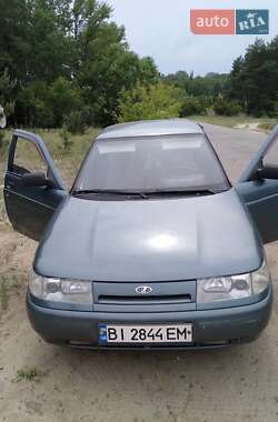 Седан ВАЗ / Lada 2110 2000 в Кременчуге