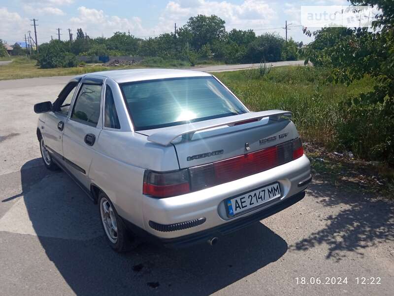 Седан ВАЗ / Lada 2110 2002 в Павлограде