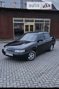 Седан ВАЗ / Lada 2110 2007 в Чемеровцах