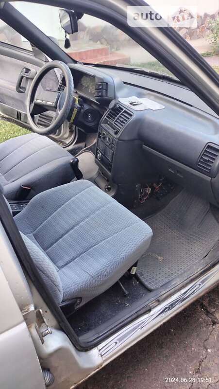 Седан ВАЗ / Lada 2110 2002 в Городенці