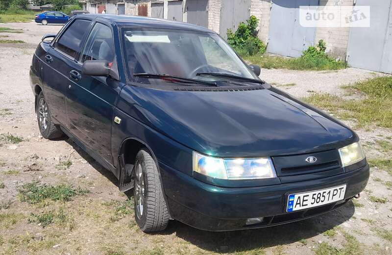 Седан ВАЗ / Lada 2110 2002 в Кам'янському