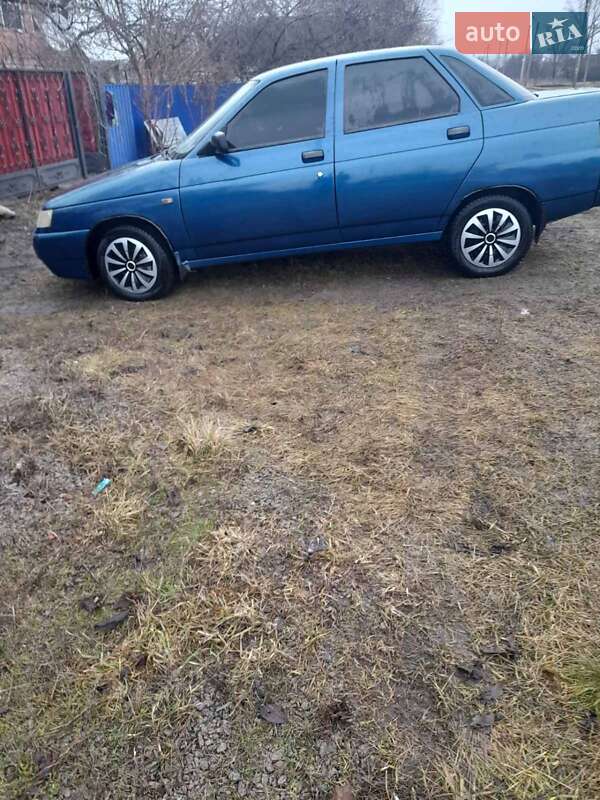 Седан ВАЗ / Lada 2110 2005 в Карлівці