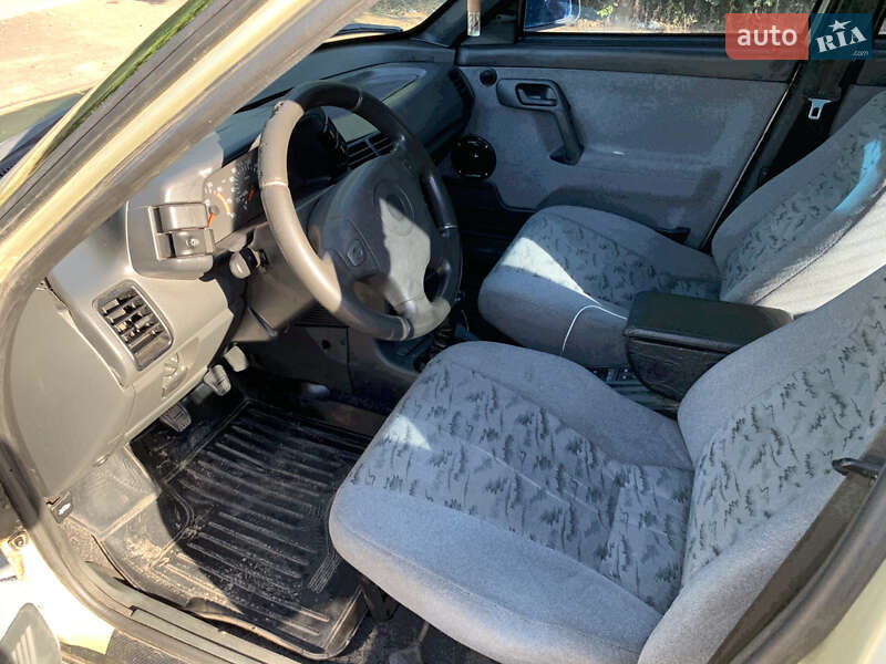 Седан ВАЗ / Lada 2110 2006 в Первомайську