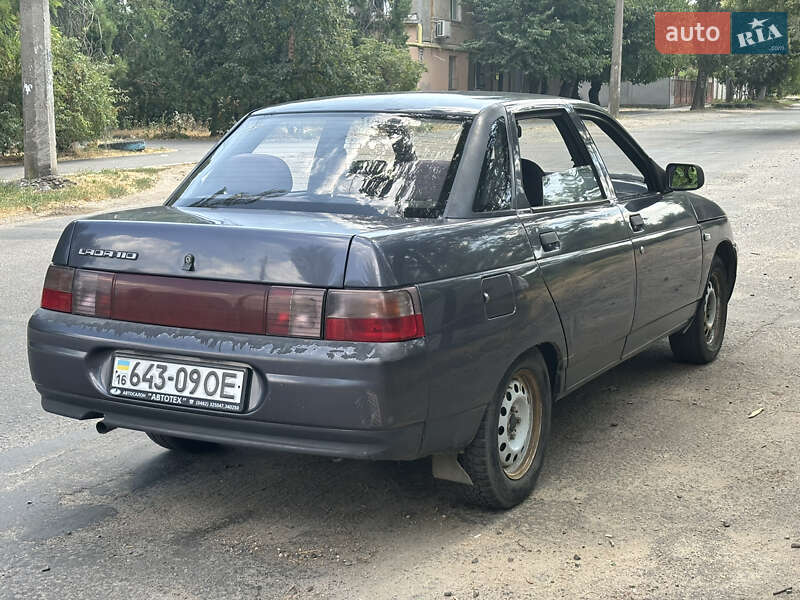 Седан ВАЗ / Lada 2110 2000 в Одессе
