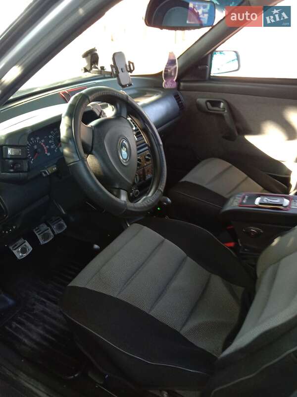 Седан ВАЗ / Lada 2110 2005 в Кривому Розі