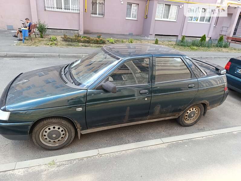 Седан ВАЗ / Lada 2110 2002 в Харькове