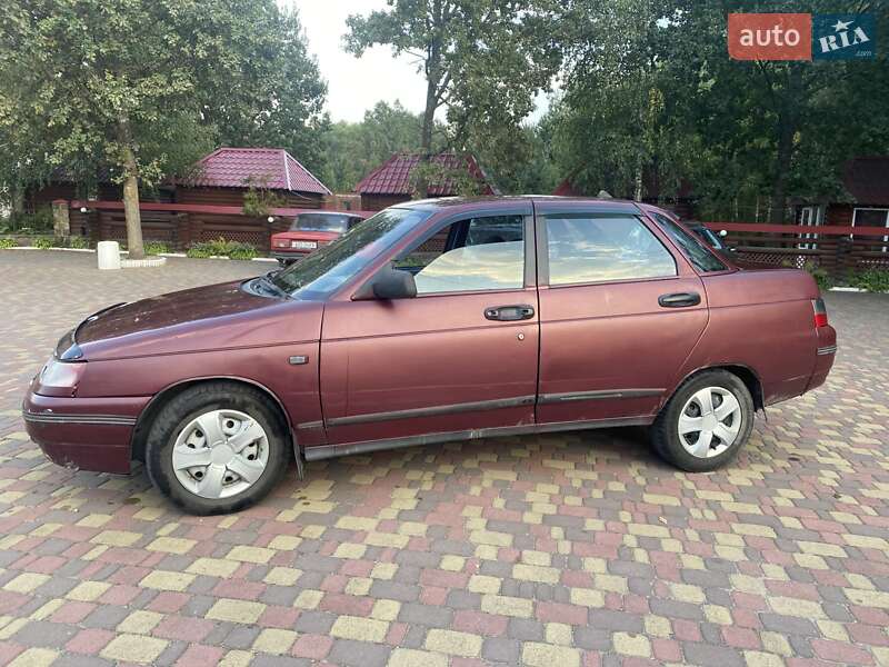 Седан ВАЗ / Lada 2110 2005 в Олевске