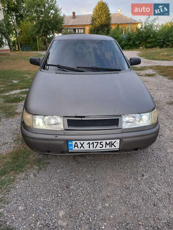 Седан ВАЗ / Lada 2110 2000 в Люботине