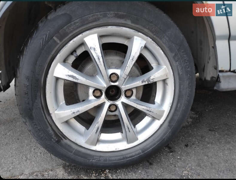 Седан ВАЗ / Lada 2110 2001 в Харькове