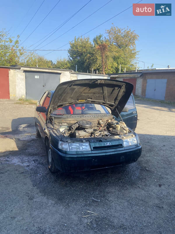 Седан ВАЗ / Lada 2110 2002 в Києві