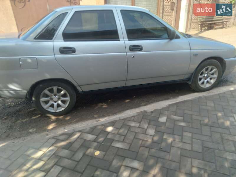 Седан ВАЗ / Lada 2110 2009 в Кривом Роге