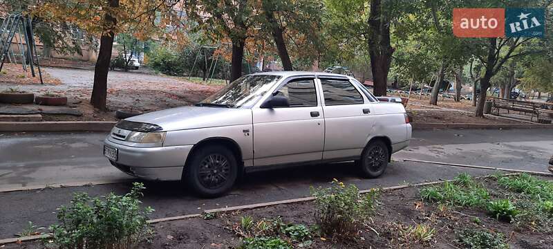 Седан ВАЗ 2110 2005 в 