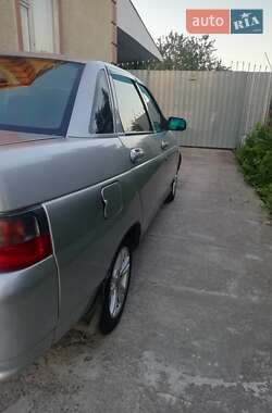 Седан ВАЗ / Lada 2110 2004 в 