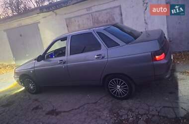 Седан ВАЗ / Lada 2110 2006 в Змиеве