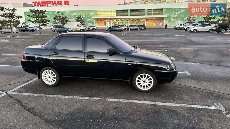 Седан ВАЗ / Lada 2110 2007 в Николаеве