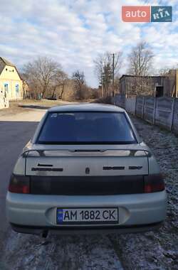 Седан ВАЗ / Lada 2110 2001 в 