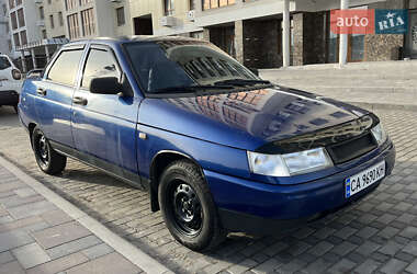 Седан ВАЗ 2110 2002 в 